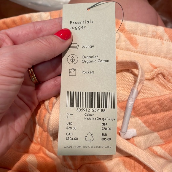 NWT Sweaty Betty Essentials Sweatshirt and Joggers Set - Picture 11 of 16